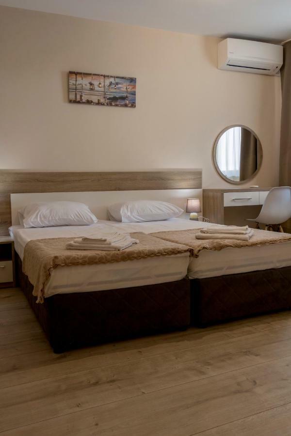 Margis Home Burgas Exterior photo